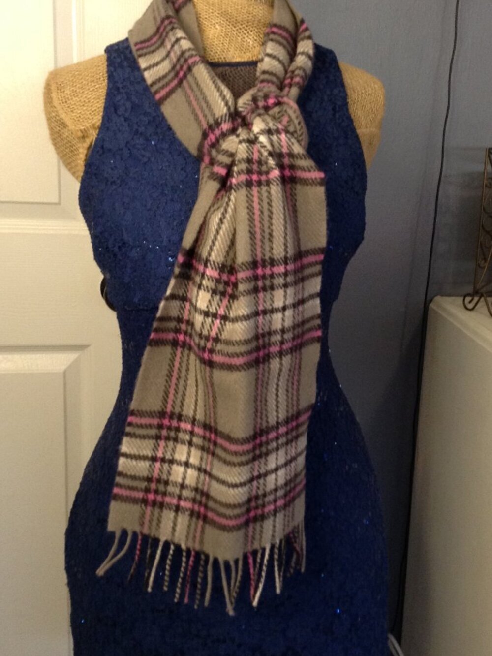 VTG 1990 Blarney Woollen Mills Ireland Scarf Plaid Wool Fringe Y2K Collegiate